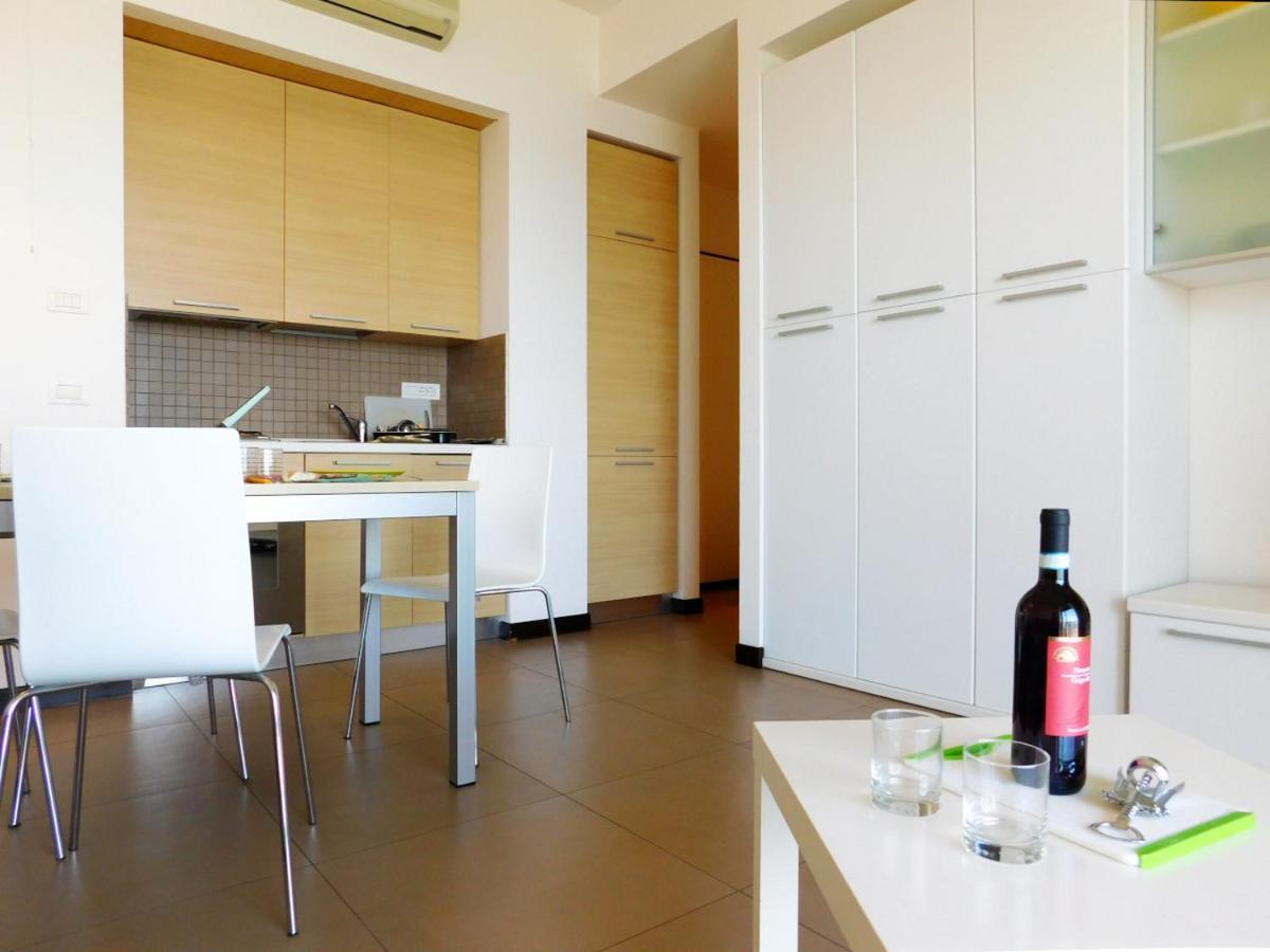 Bilocale Con Favolosa Vista Mare 莱万托 外观 照片